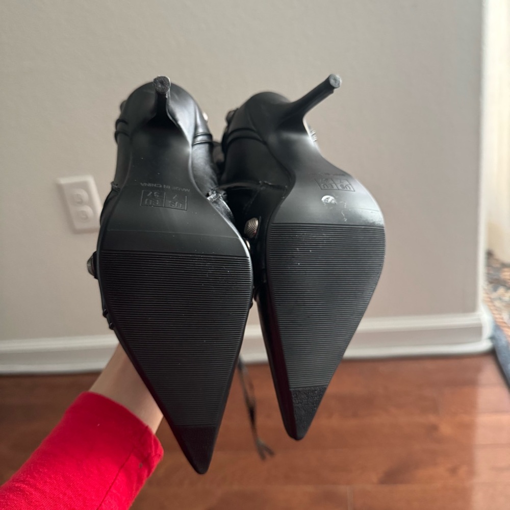 Rocker Chic Knee High Studded Stiletto Boots with Tassels - Picture 13 of 13